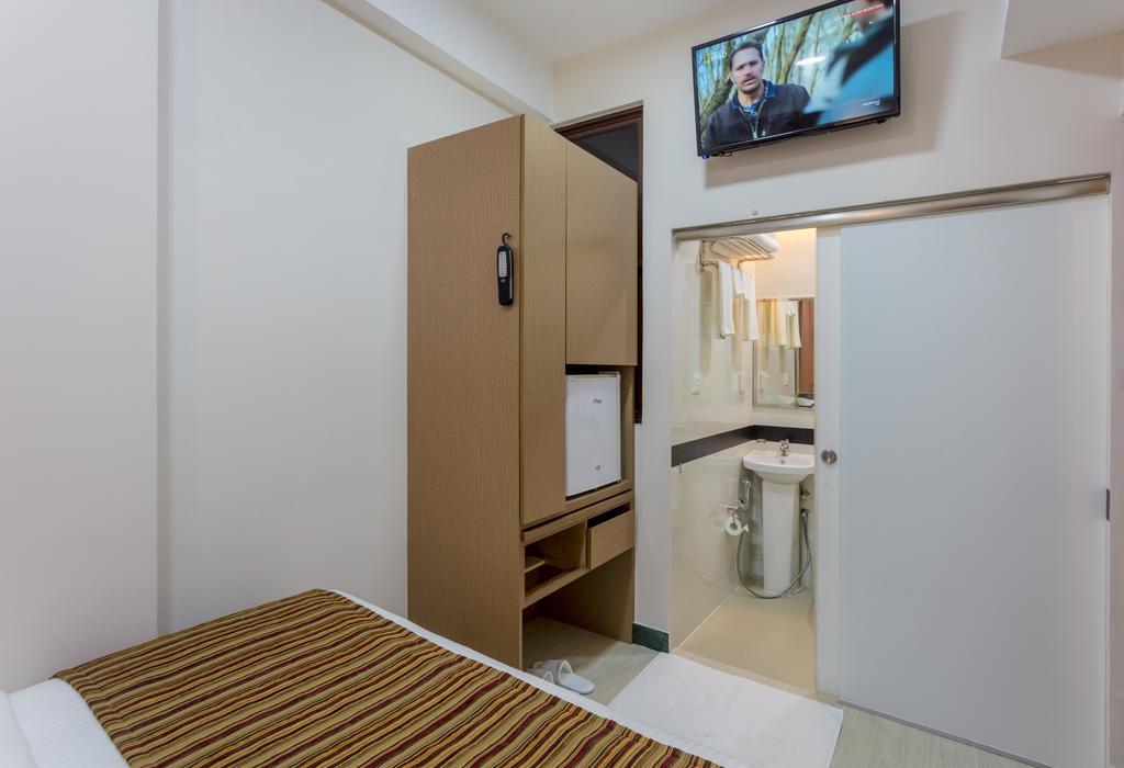 Hotel Novina à Malé Extérieur photo