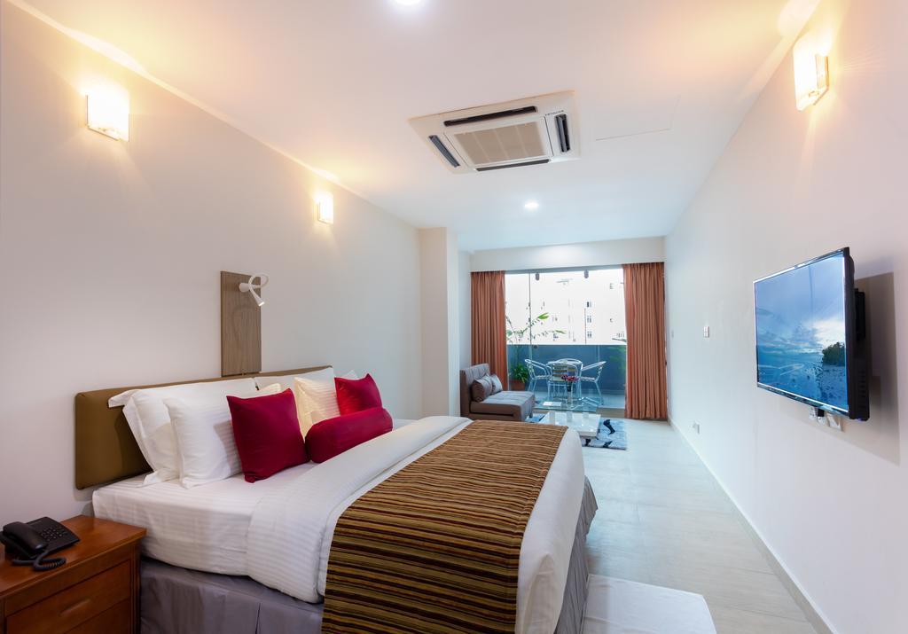 Hotel Novina à Malé Extérieur photo
